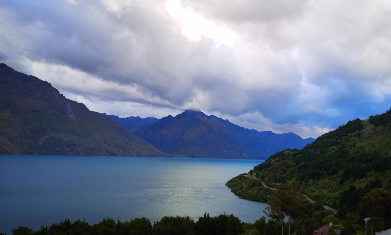 Queenstown Lakeview Holiday Home-5Mins To Town Exterior photo